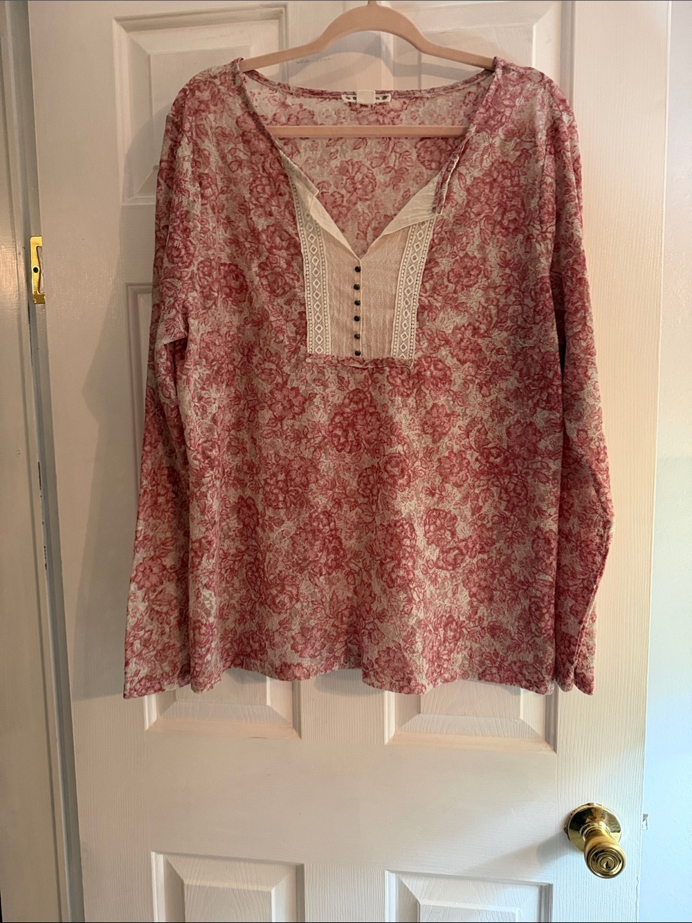 Ruff Hewn sheer Pink Floral Lace-Trim Henley Tunic